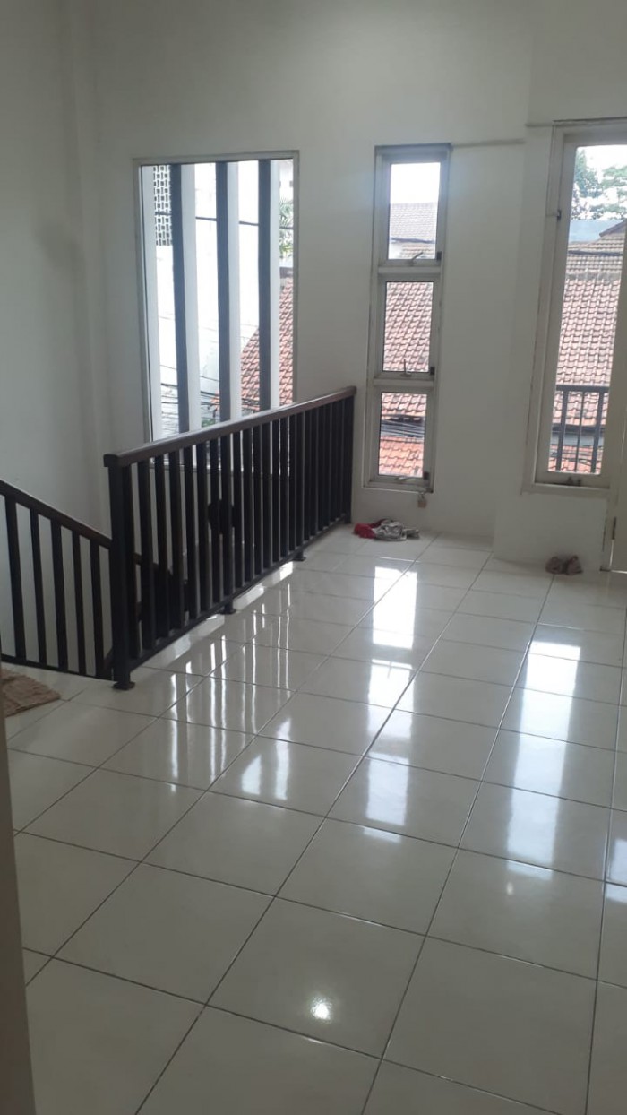 Rumah disewakan di Bangka Mampang Prapatan Jakarta Selatan